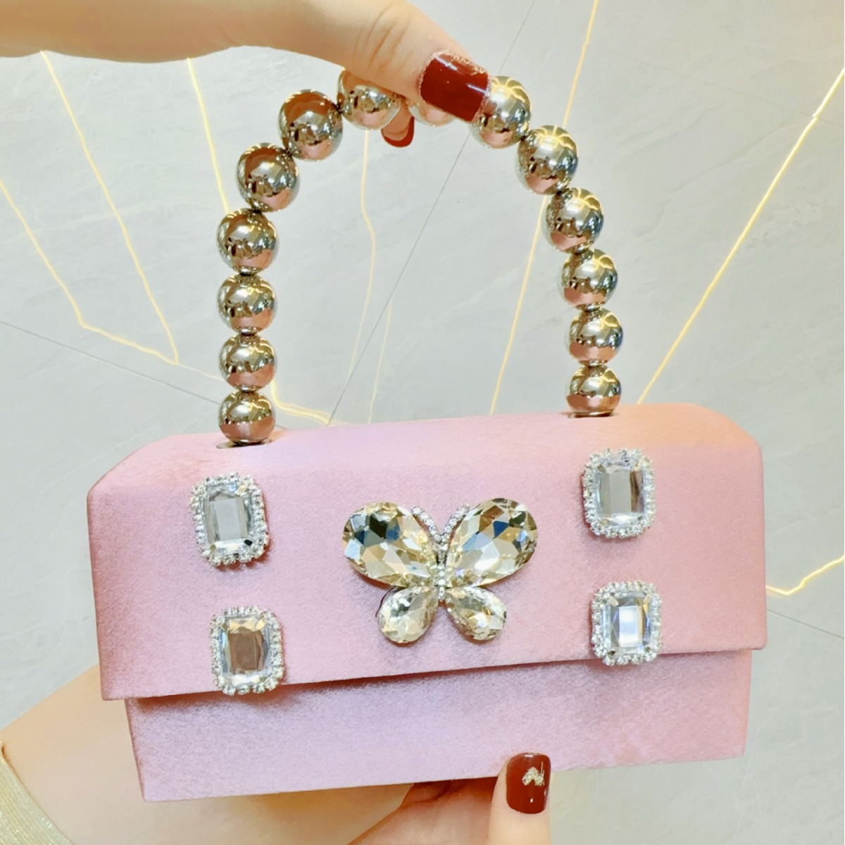 Luxury Satin Square Box Women  - Women'S Evening Bags บทวิจารณ์และราคา