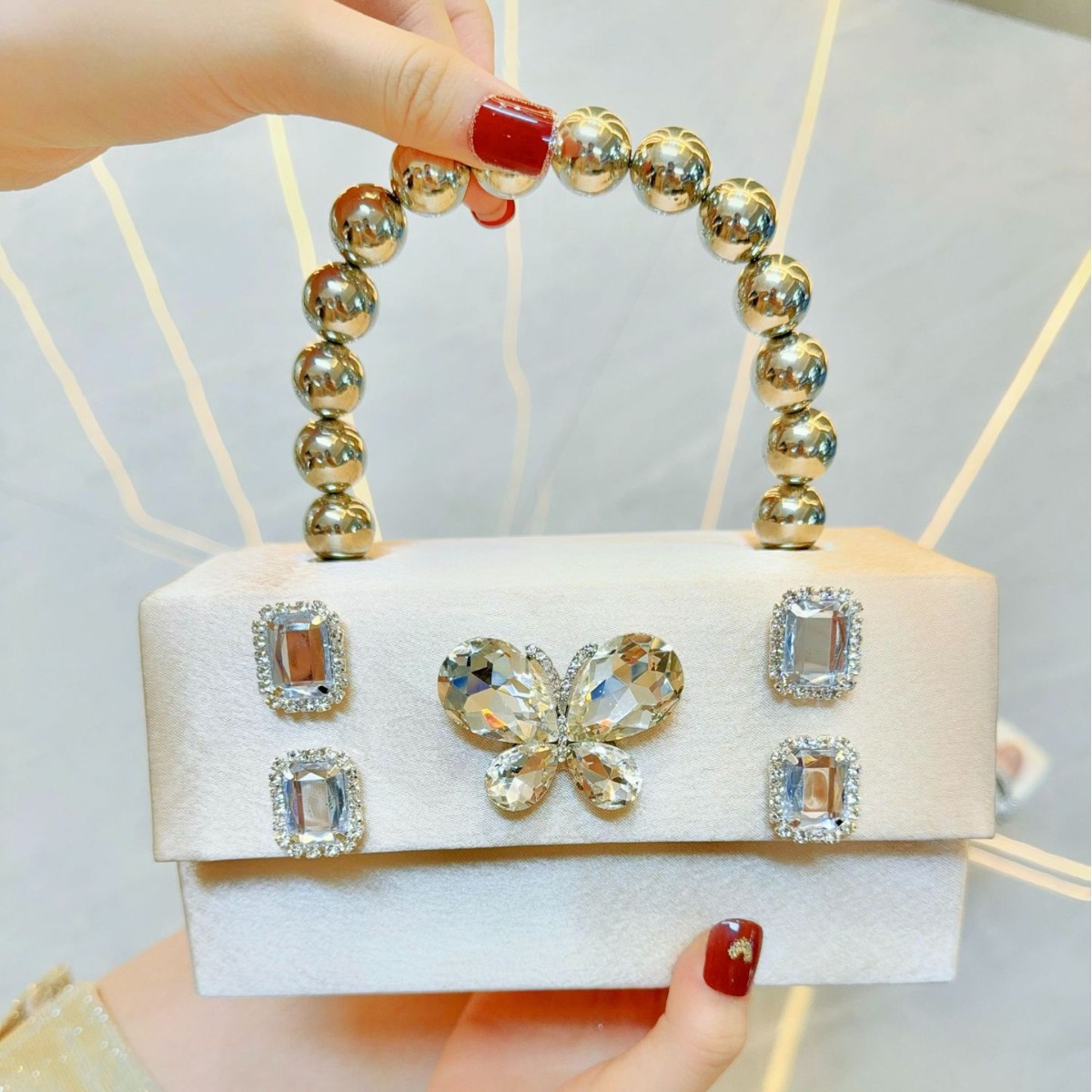 Luxury Satin Square Box Women  - Women'S Evening Bags บทวิจารณ์และราคา