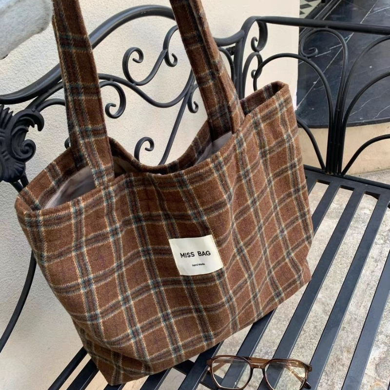 Autumn and winter checkered to - Shopper Tote Canvas บทวิจารณ์และราคา