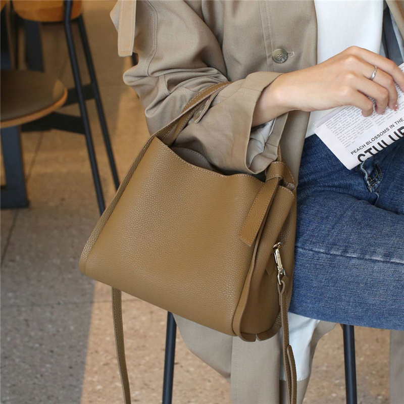 BURMINSA Genuine Pebbled Leath - Top Handle Structured บทวิจารณ์และราคา