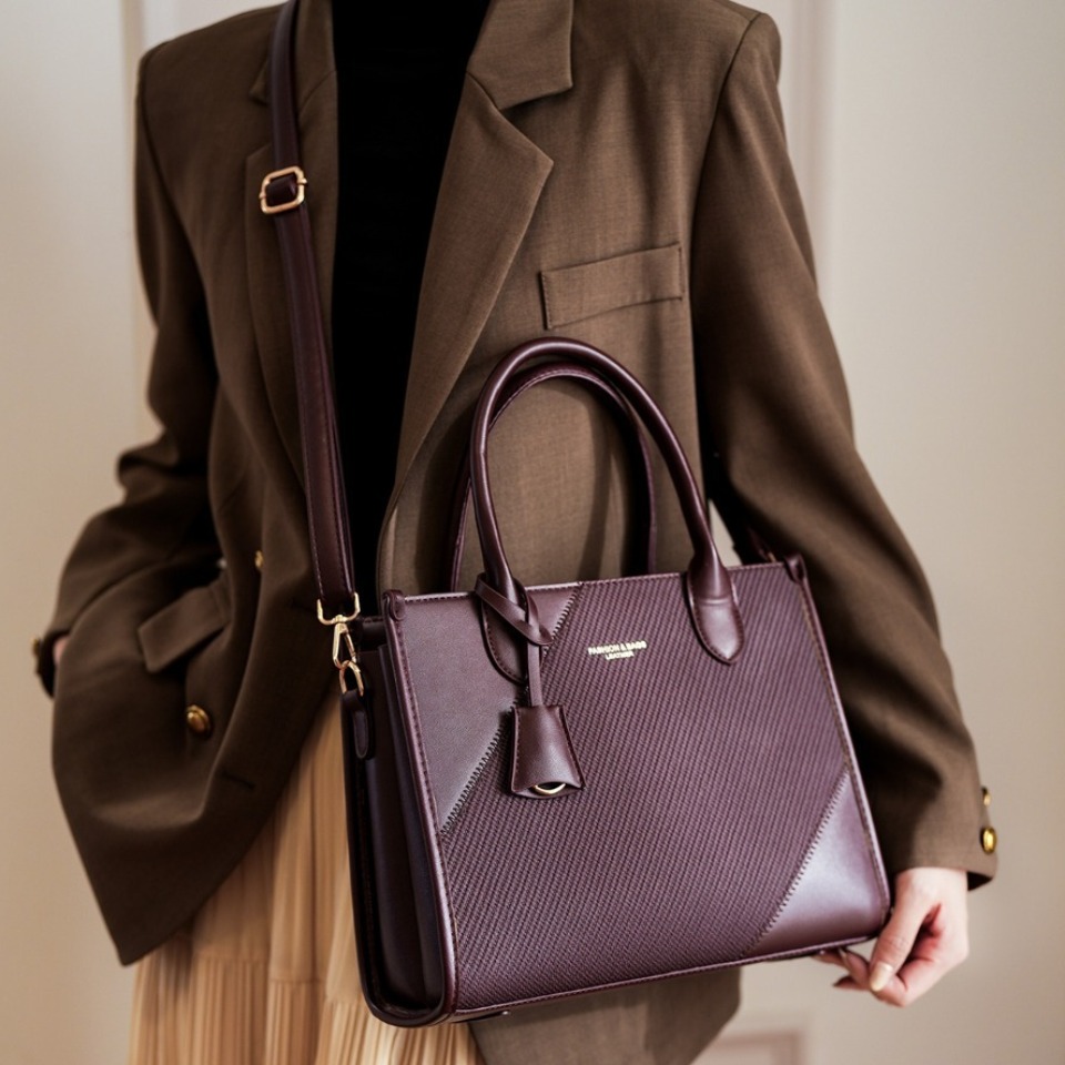 Counter-Quality Sturdy Wear-Re - Top Handle Structured บทวิจารณ์และราคา