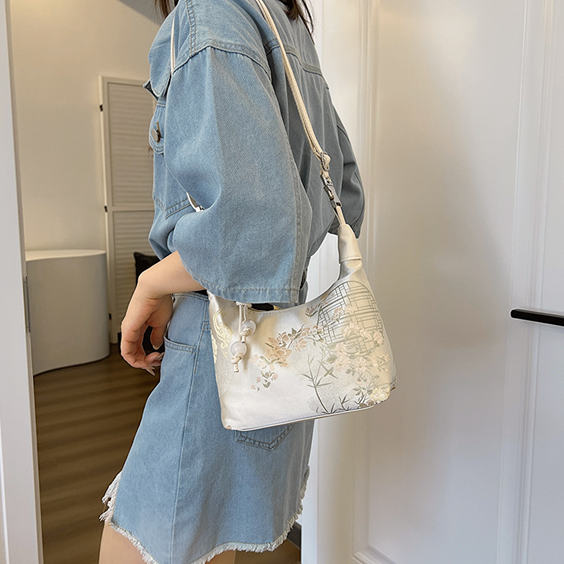 Chinese Ancient Style Wrist Ba - Women'S Evening Bags บทวิจารณ์และราคา